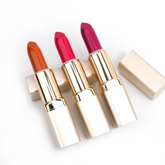 Rouge à lèvres super lustré Formule crémeuse pour des lèvres douces